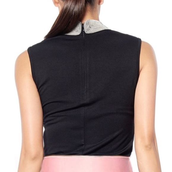 Gracia Black Metal Neck Trim Top - Picture 2 of 10